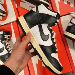 Dunk High Vintage Black